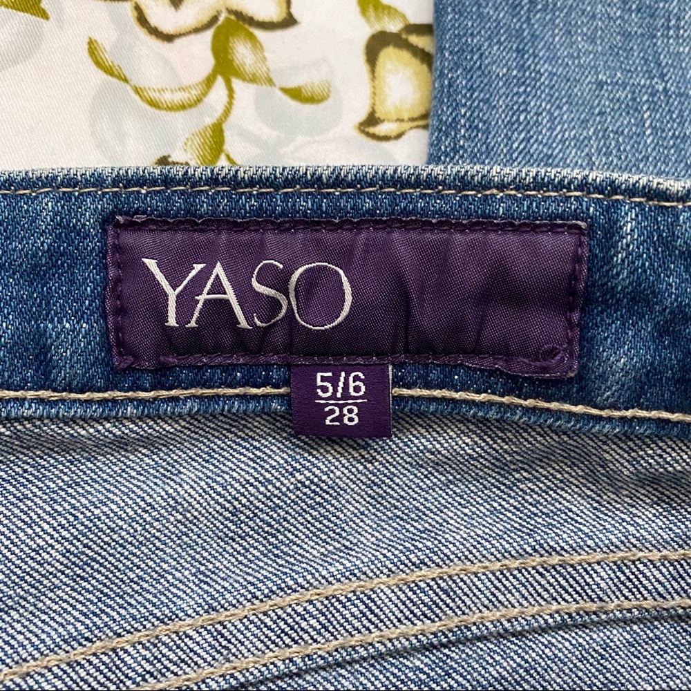 Yaso Ripped Jeans - Picture 7 of 8